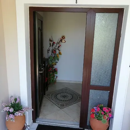 Unique View Maisonette Vilă